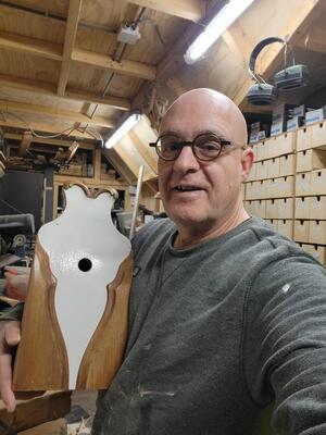 Ferdy met vogelhuisje